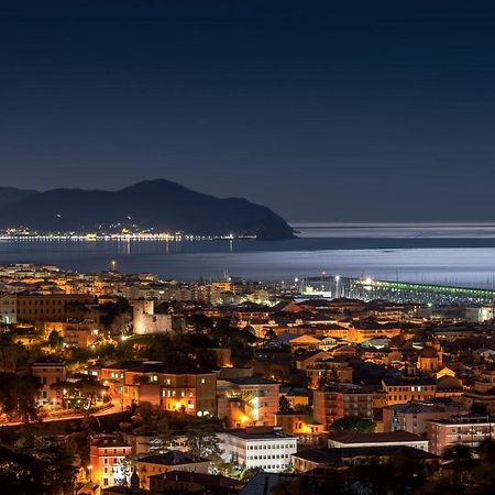Apartmán 039 - Casa Residenziale A Lavagna A 5 Minuti Dal Mare Exteriér fotografie
